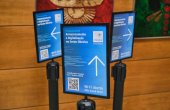 Brochure holder