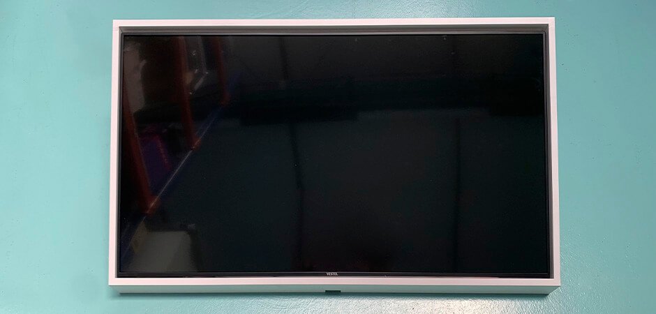Monitor LED 32”