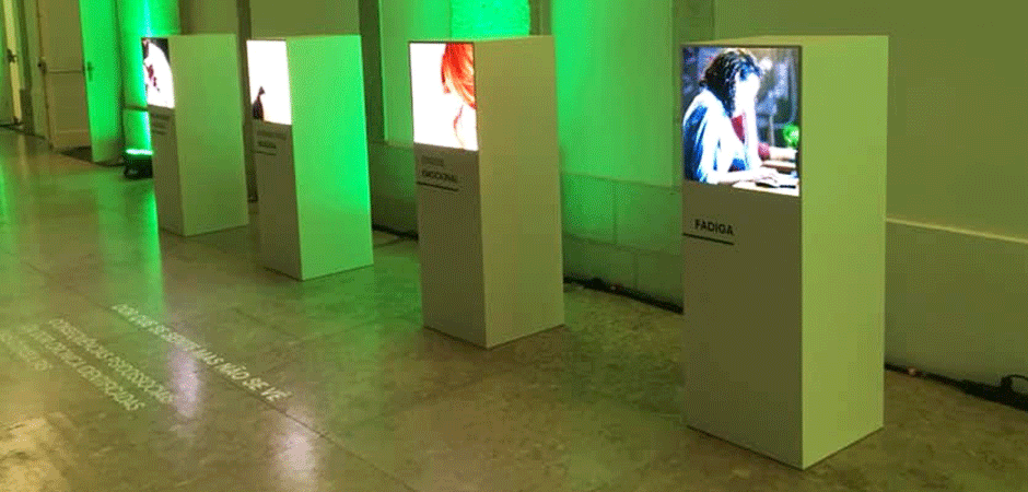 Plinth Ledwall